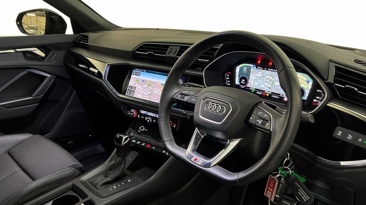 Used Audi Q3 2023 for sale - 76676360: Photo 6