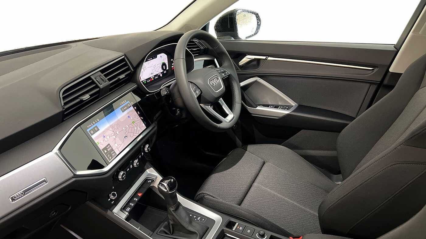 Used Audi Q3 2025 for sale - 76678014: Photo 2