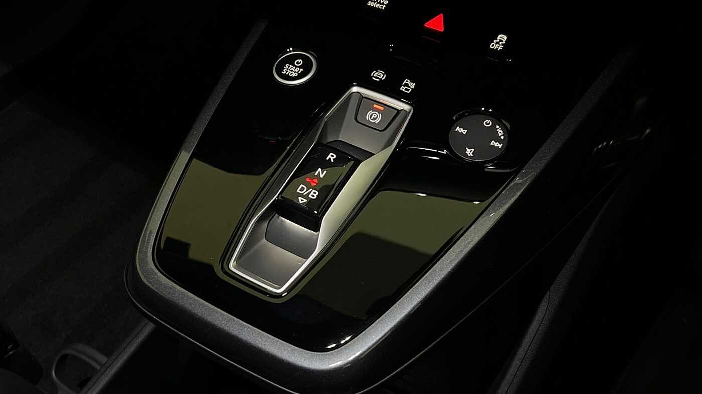 Used Audi Q4 e-tron 2025 for sale - 76678089: Photo 15