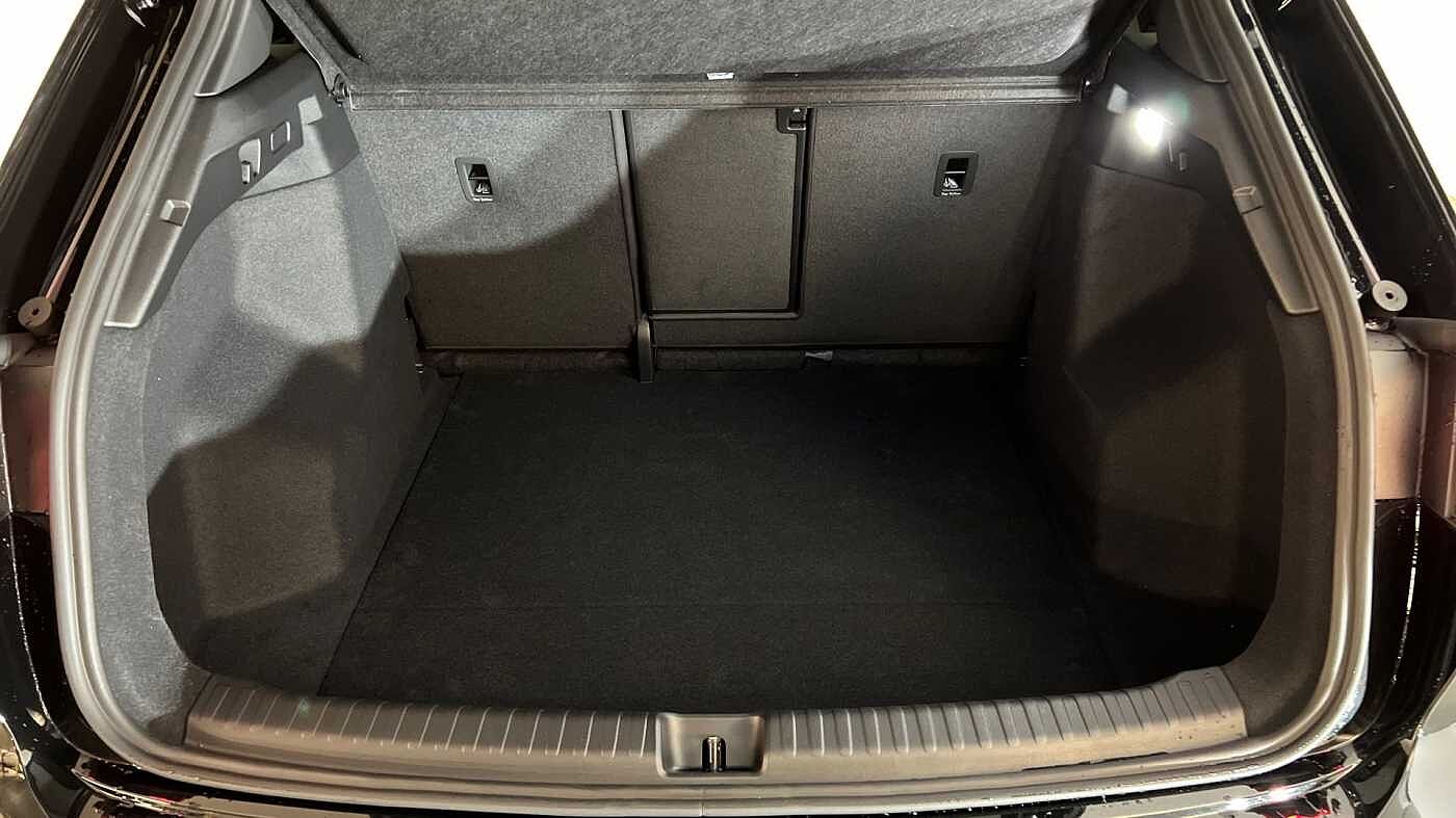 Used Audi Q4 e-tron 2025 for sale - 76678089: Photo 22