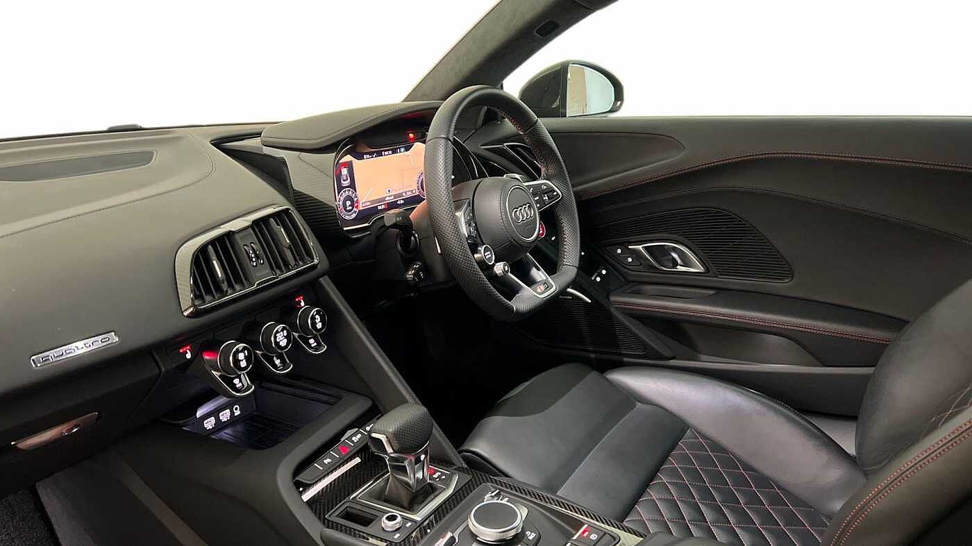 Used Audi R8 2023 for sale - 77528574: Photo 2