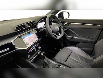 Used Audi Q3 2024 for sale - 78144669: Photo