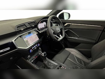 Used Audi Q3 2024 for sale - 78304642: Photo