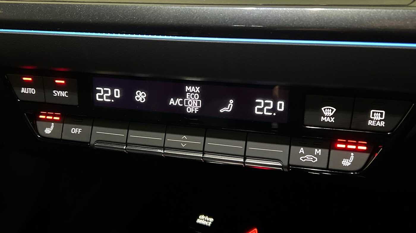 Used Audi Q4 e-tron 2025 for sale - 76679949: Photo 13