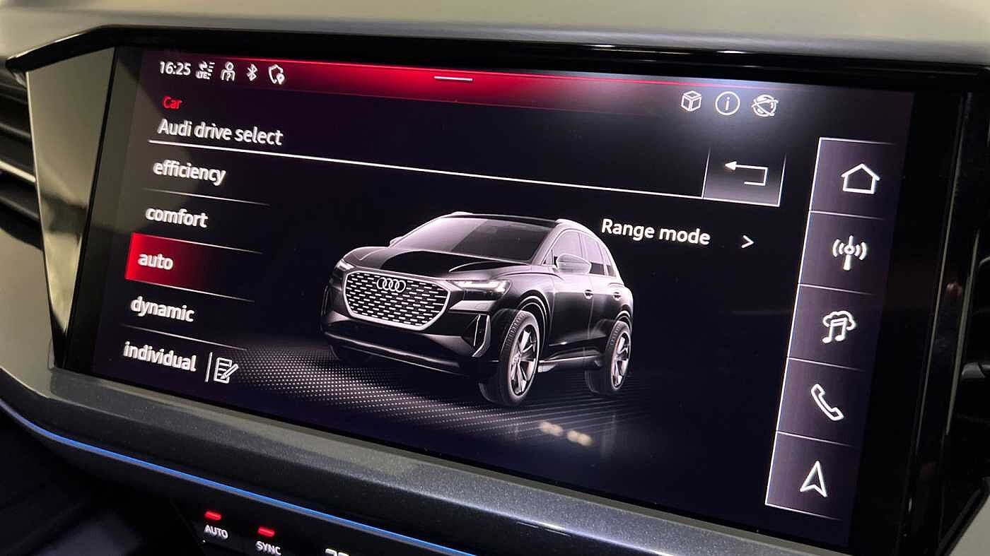 Used Audi Q4 e-tron 2025 for sale - 76679949: Photo 21