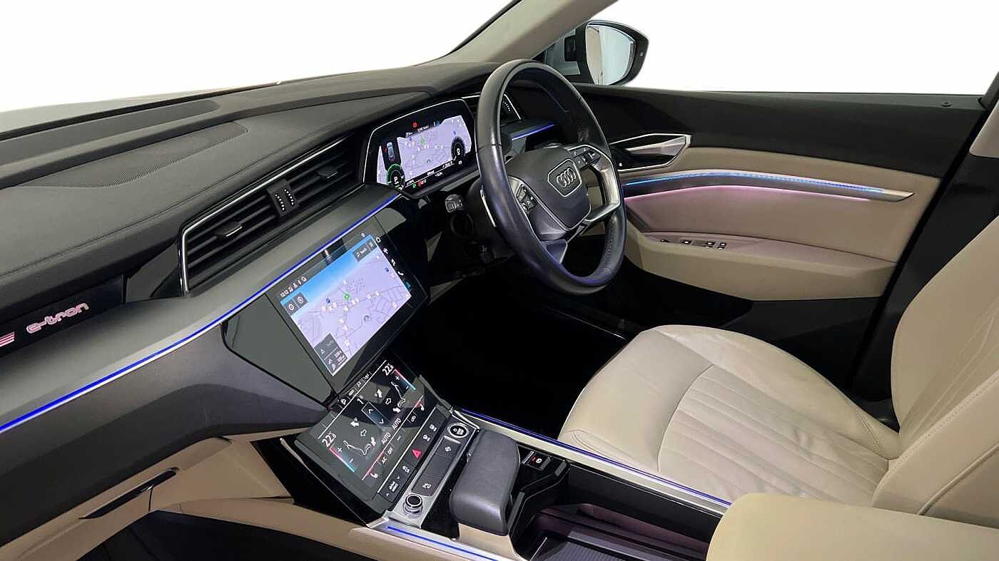 Used Audi e-tron 2020 for sale - 77268992: Photo 2