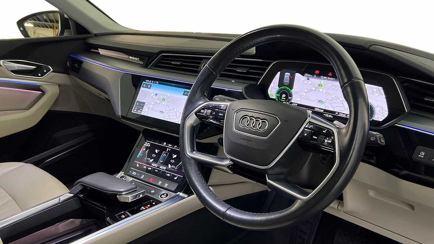 Used Audi e-tron 2020 for sale - 77268992: Photo 6