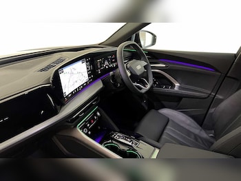 Used Audi Q5 2025 for sale - 76678088: Photo