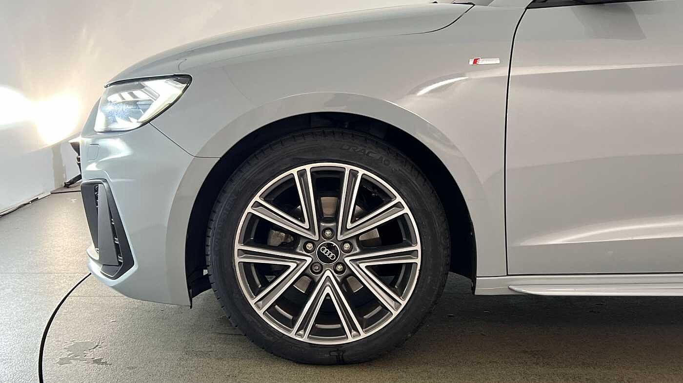 Used Audi A1 2023 for sale - 76676285: Photo 5