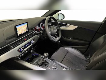 Used Audi A4 2019 for sale - 76274105: Photo