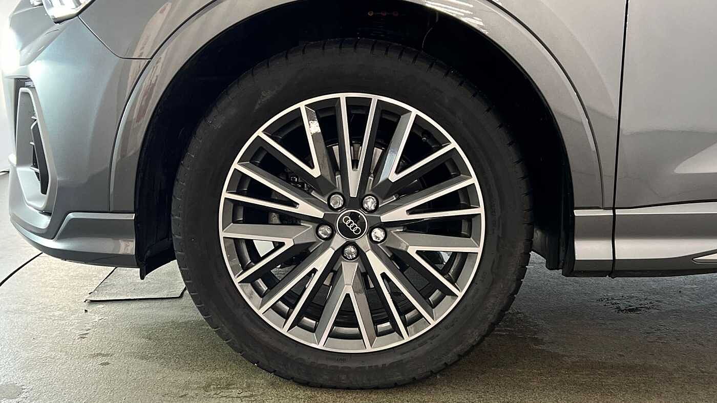 Used Audi Q3 2023 for sale - 77348560: Photo 5