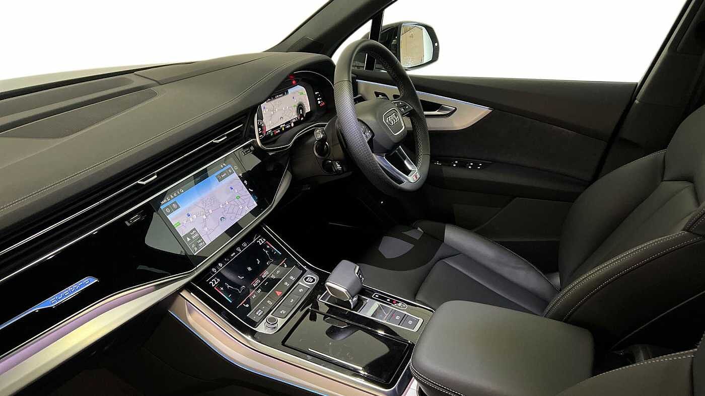 Used Audi Q7 2025 for sale - 76679653: Photo 2