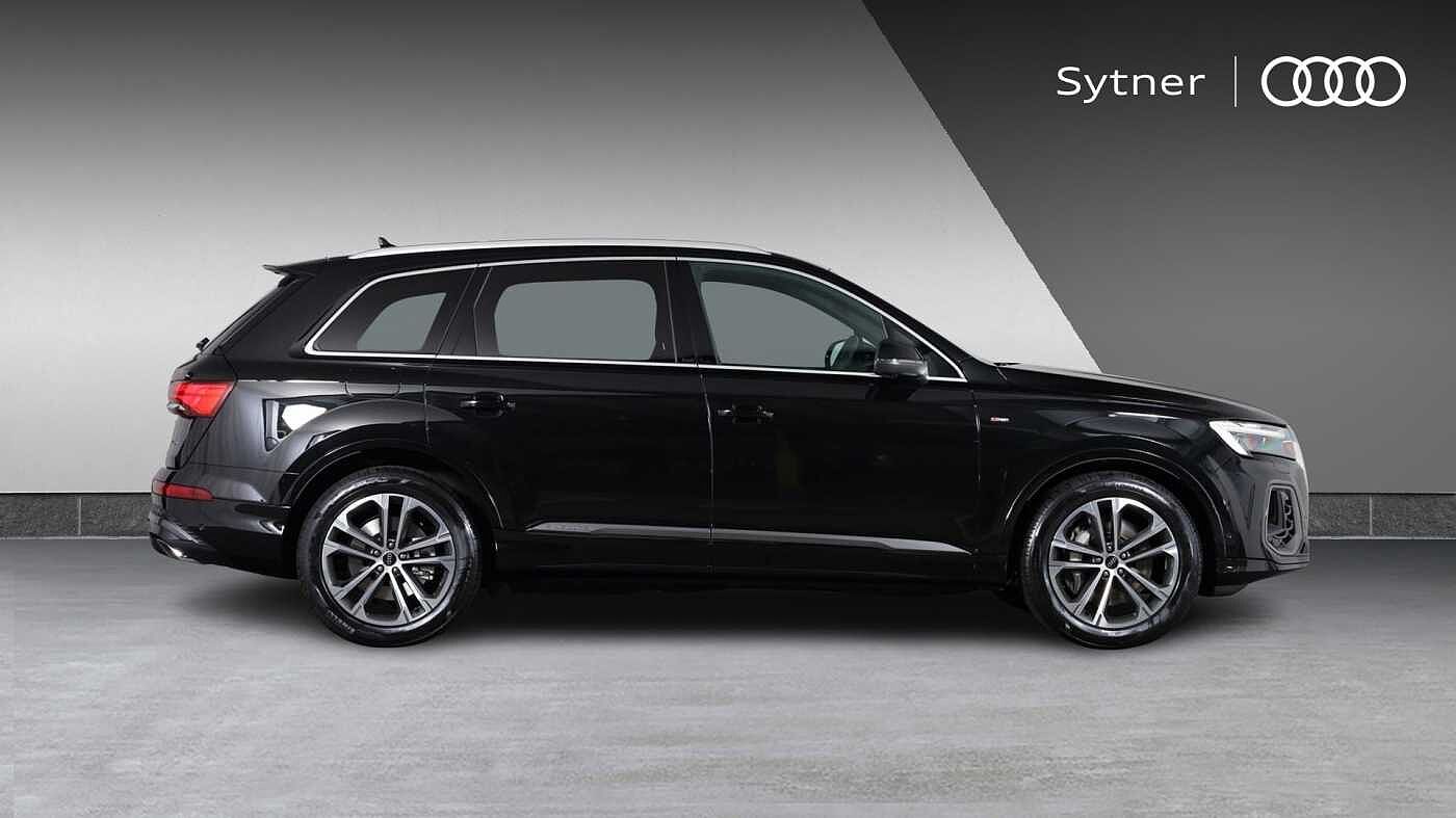 Used Audi Q7 2025 for sale - 76679653: Photo 4