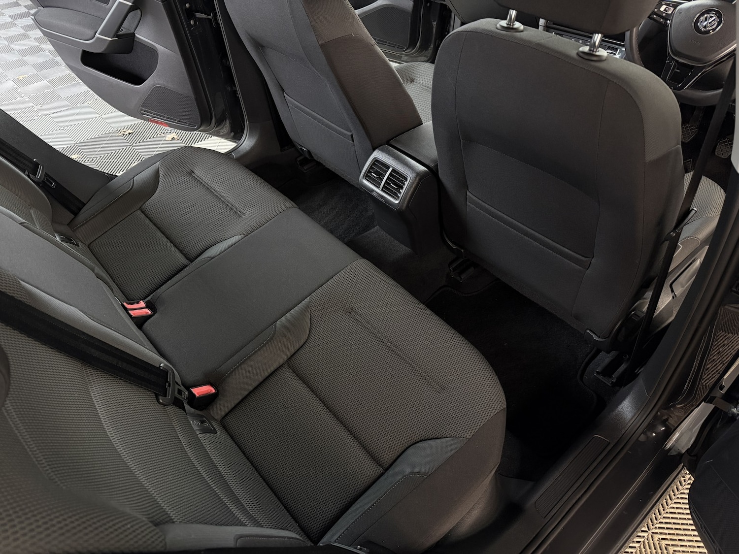 Used Volkswagen Golf 2018 for sale - 77622454: Photo 21