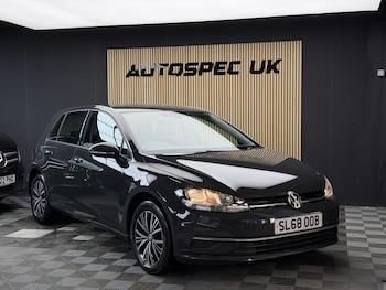 Used Volkswagen Golf 2018 for sale - 77622454: Photo