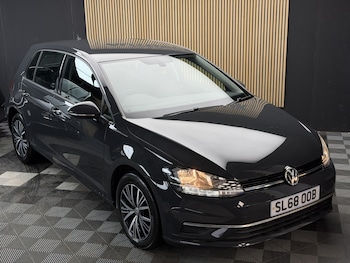 Used Volkswagen Golf 2018 for sale - 77622454: Photo