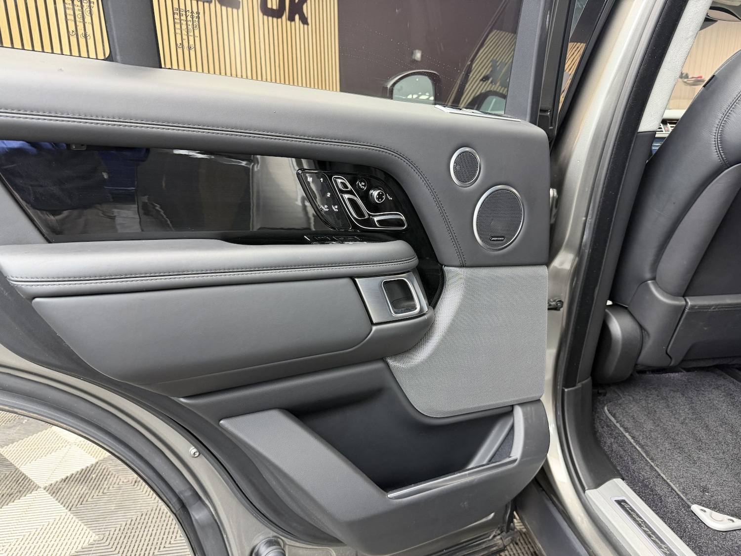 Used Land Rover Range Rover 2019 for sale - 78183032: Photo 52