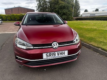Used Volkswagen Golf 2019 for sale - 75667837: Photo