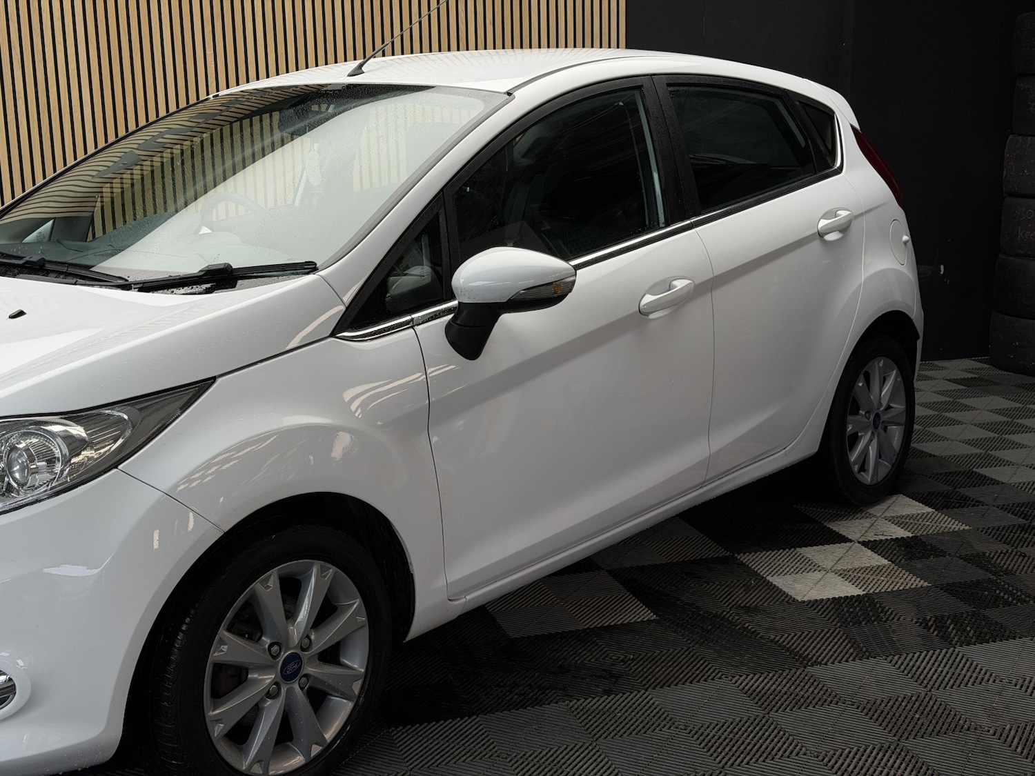 Used Ford Fiesta 2011 for sale - 77357297: Photo 11