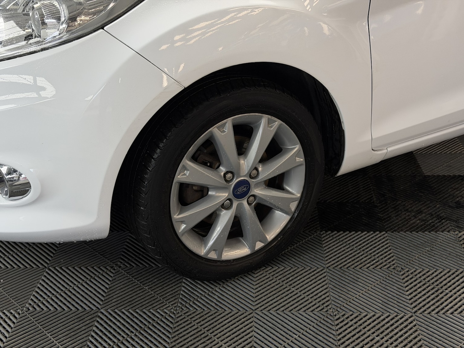 Used Ford Fiesta 2011 for sale - 77357297: Photo 12