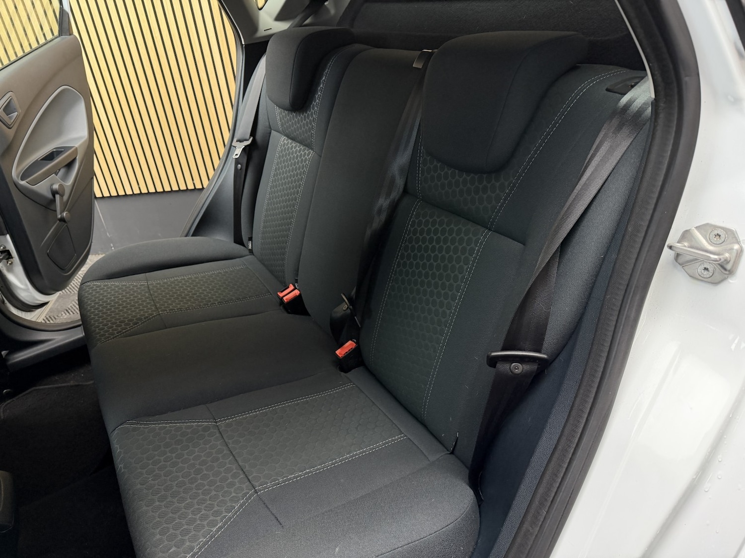 Used Ford Fiesta 2011 for sale - 77357297: Photo 28