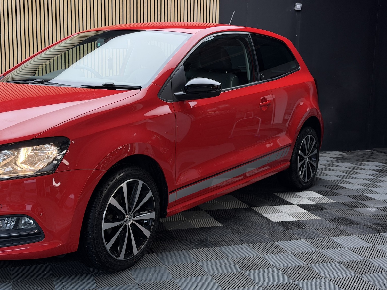 Used Volkswagen Polo 2017 for sale - 76560049: Photo 12