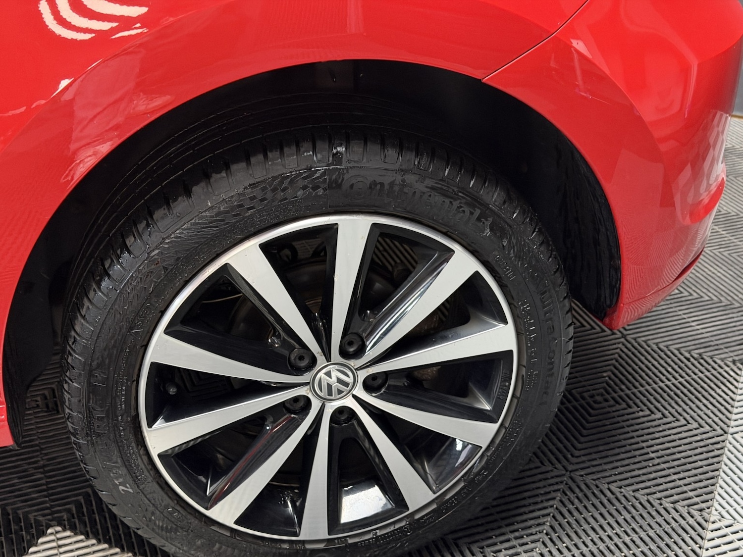 Used Volkswagen Polo 2017 for sale - 76560049: Photo 17