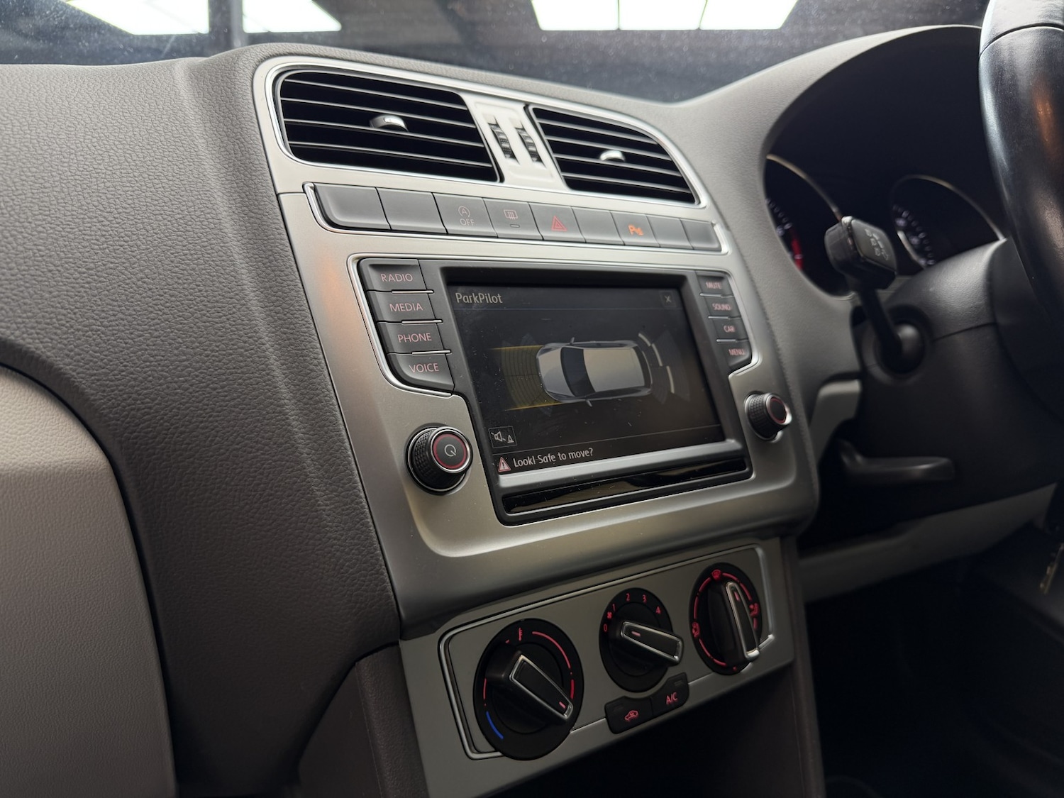 Used Volkswagen Polo 2017 for sale - 76560049: Photo 22