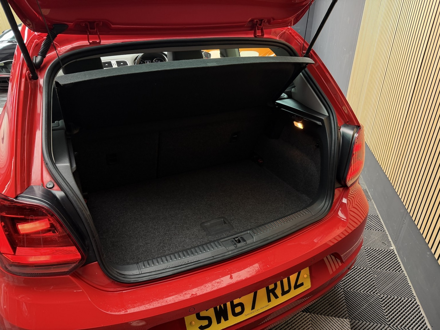 Used Volkswagen Polo 2017 for sale - 76560049: Photo 29