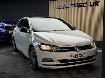 Used Volkswagen Polo 2019 for sale - 77107690: Photo