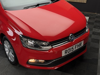 Used Volkswagen Polo 2015 for sale - 77173114: Photo