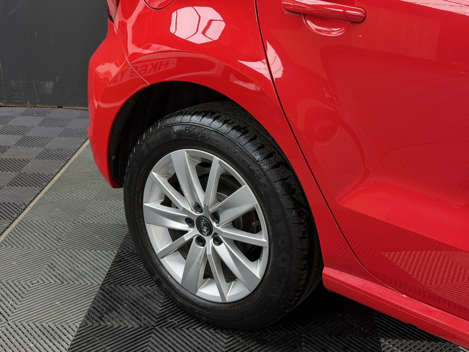 Used Volkswagen Polo 2015 for sale - 77173114: Photo 6