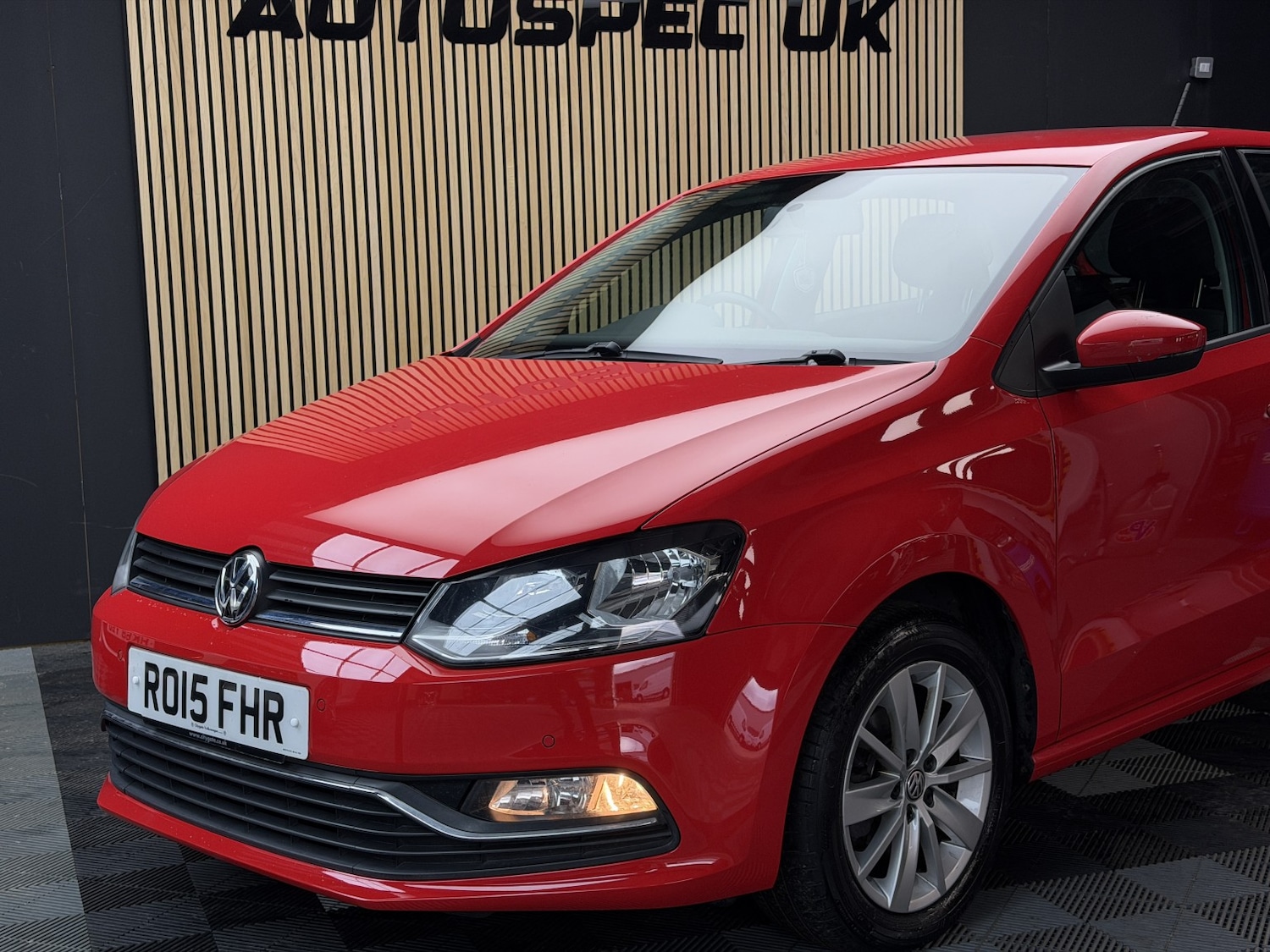 Used Volkswagen Polo 2015 for sale - 77173114: Photo 9