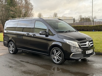Used Mercedes-Benz V-Class 2022 for sale - 77572740: Photo