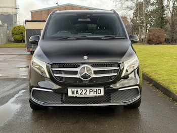 Used Mercedes-Benz V-Class 2022 for sale - 77572740: Photo