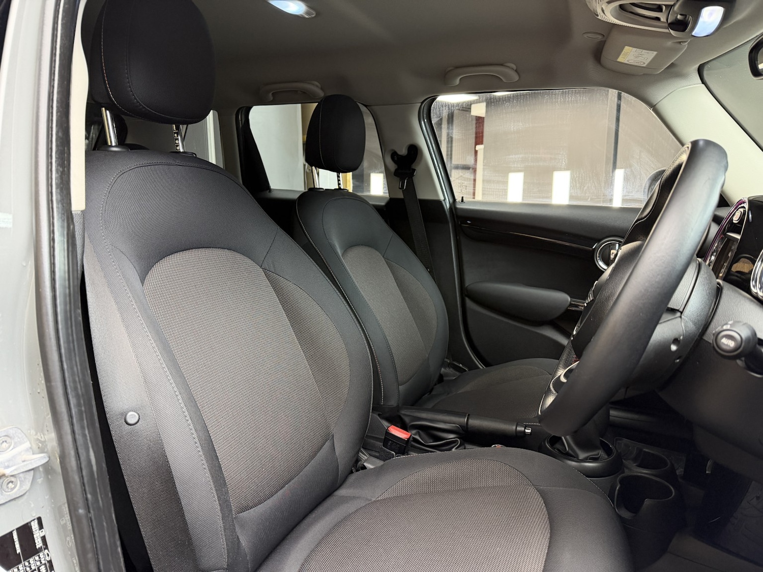 Used MINI Hatch 2017 for sale - 77118535: Photo 18