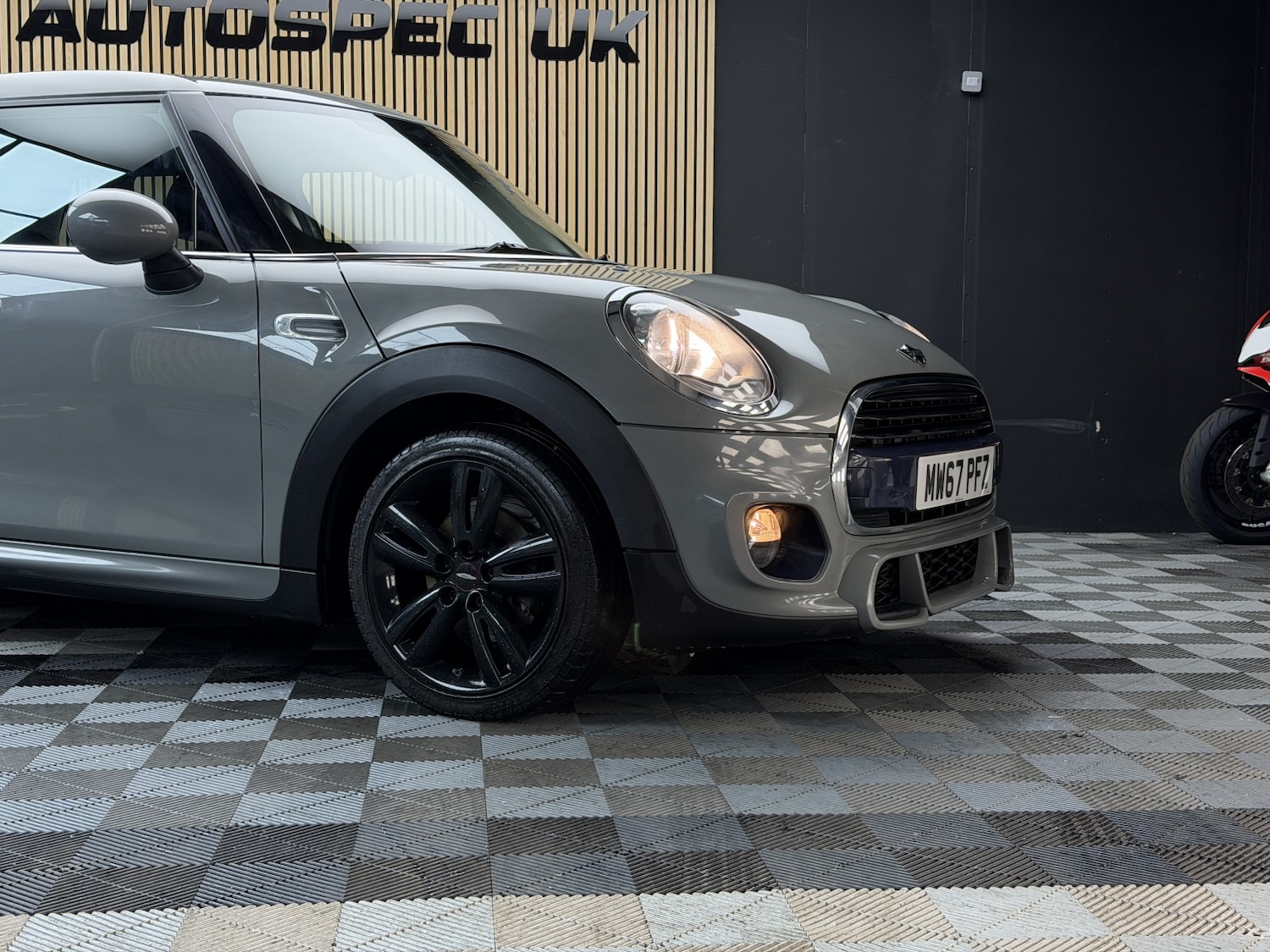 Used MINI Hatch 2017 for sale - 77118535: Photo 2