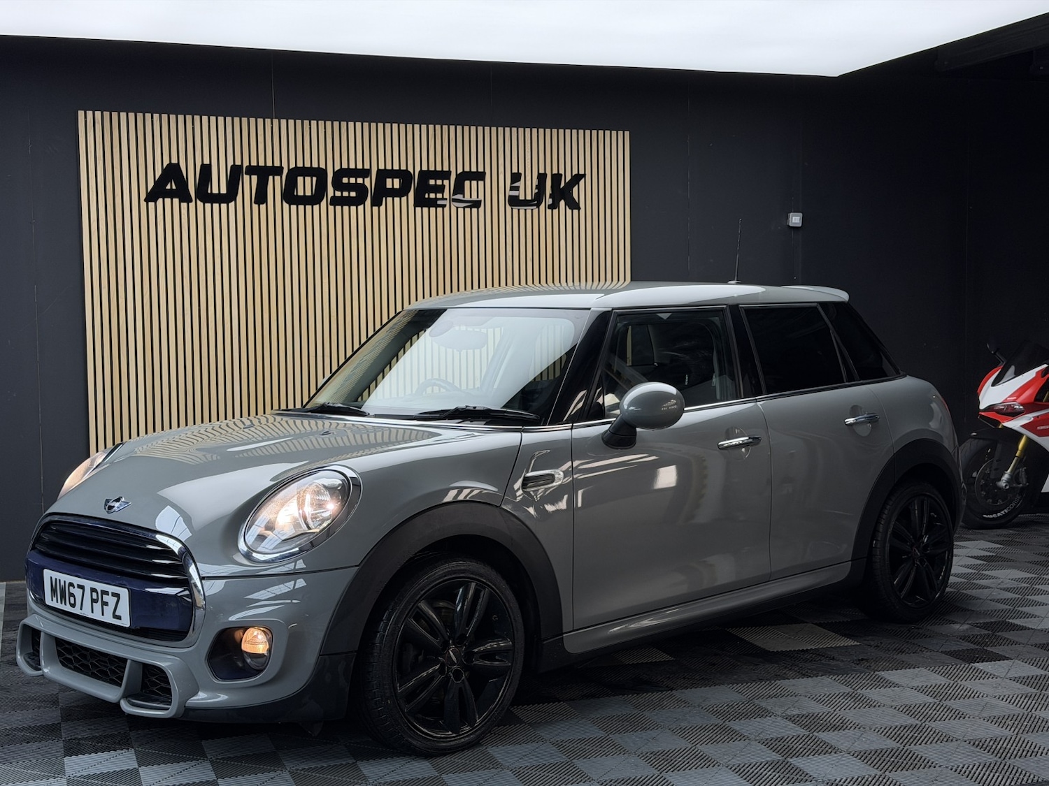 Used MINI Hatch 2017 for sale - 77118535: Photo 7