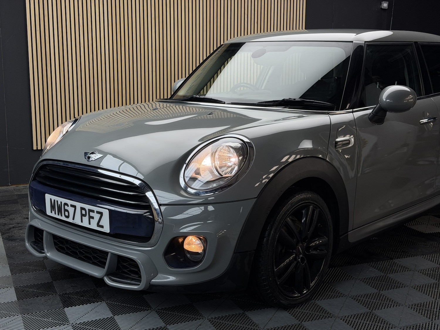 Used MINI Hatch 2017 for sale - 77118535: Photo 8
