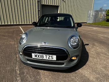 Used MINI Hatch 2018 for sale - 75587179: Photo