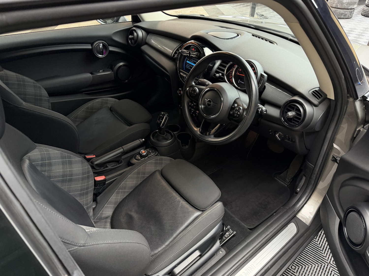 Used MINI Hatch 2018 for sale - 77822247: Photo 26