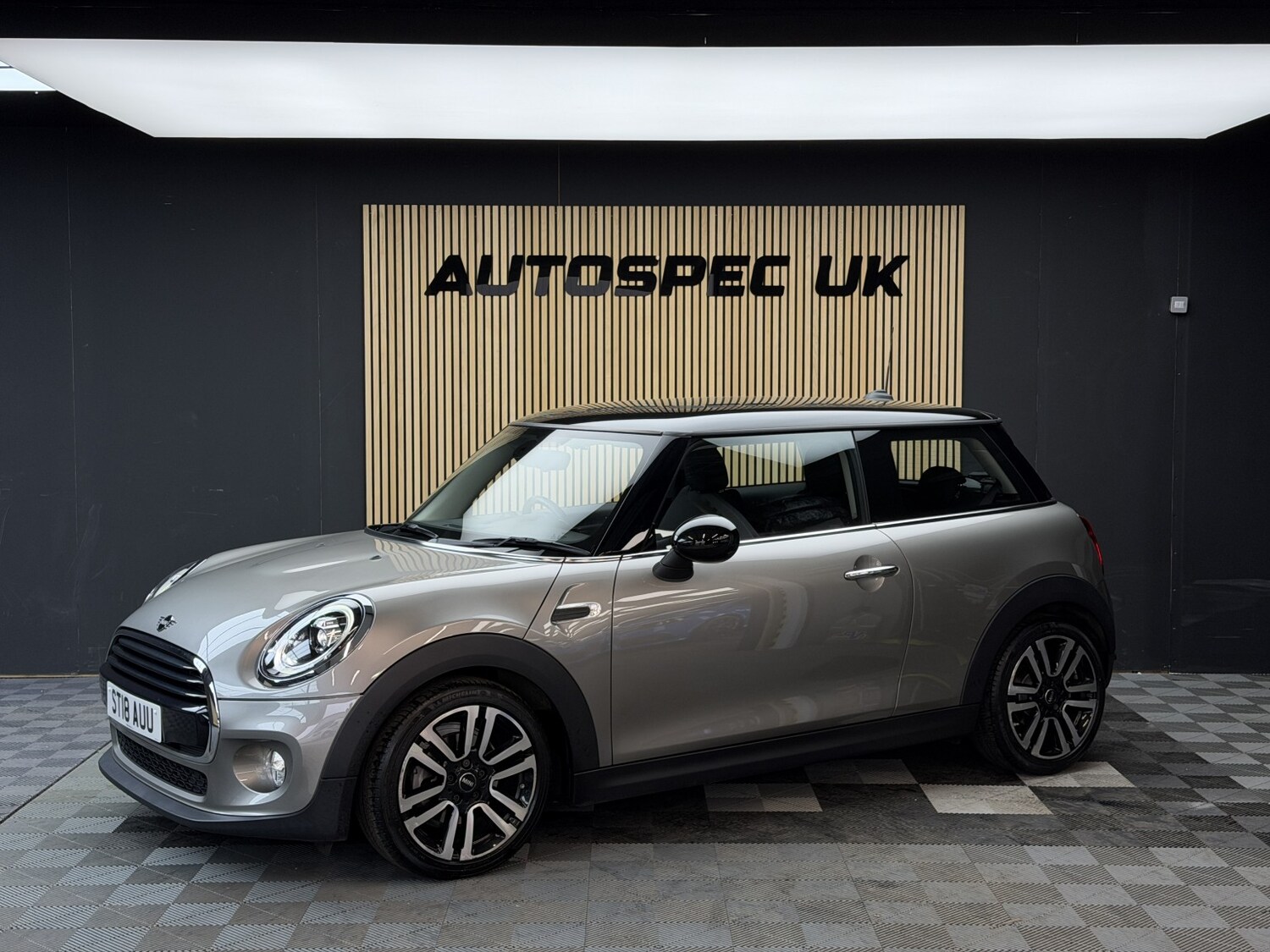 Used MINI Hatch 2018 for sale - 77822247: Photo 9