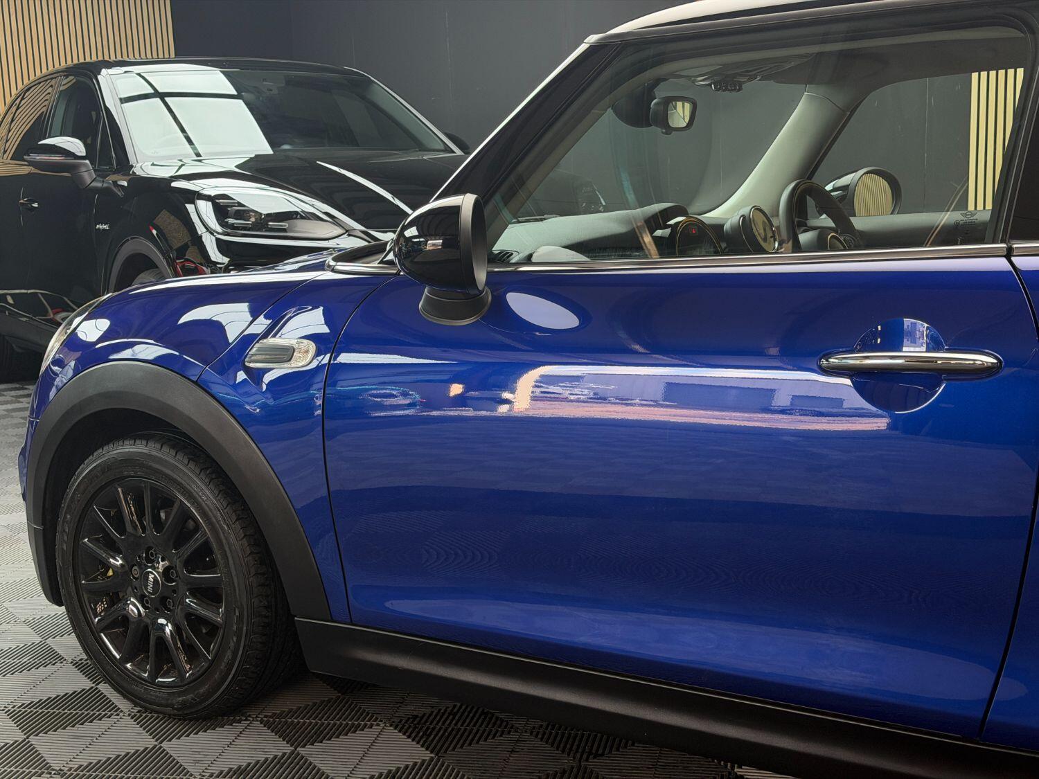 Used MINI Hatch 2018 for sale - 76358111: Photo 16