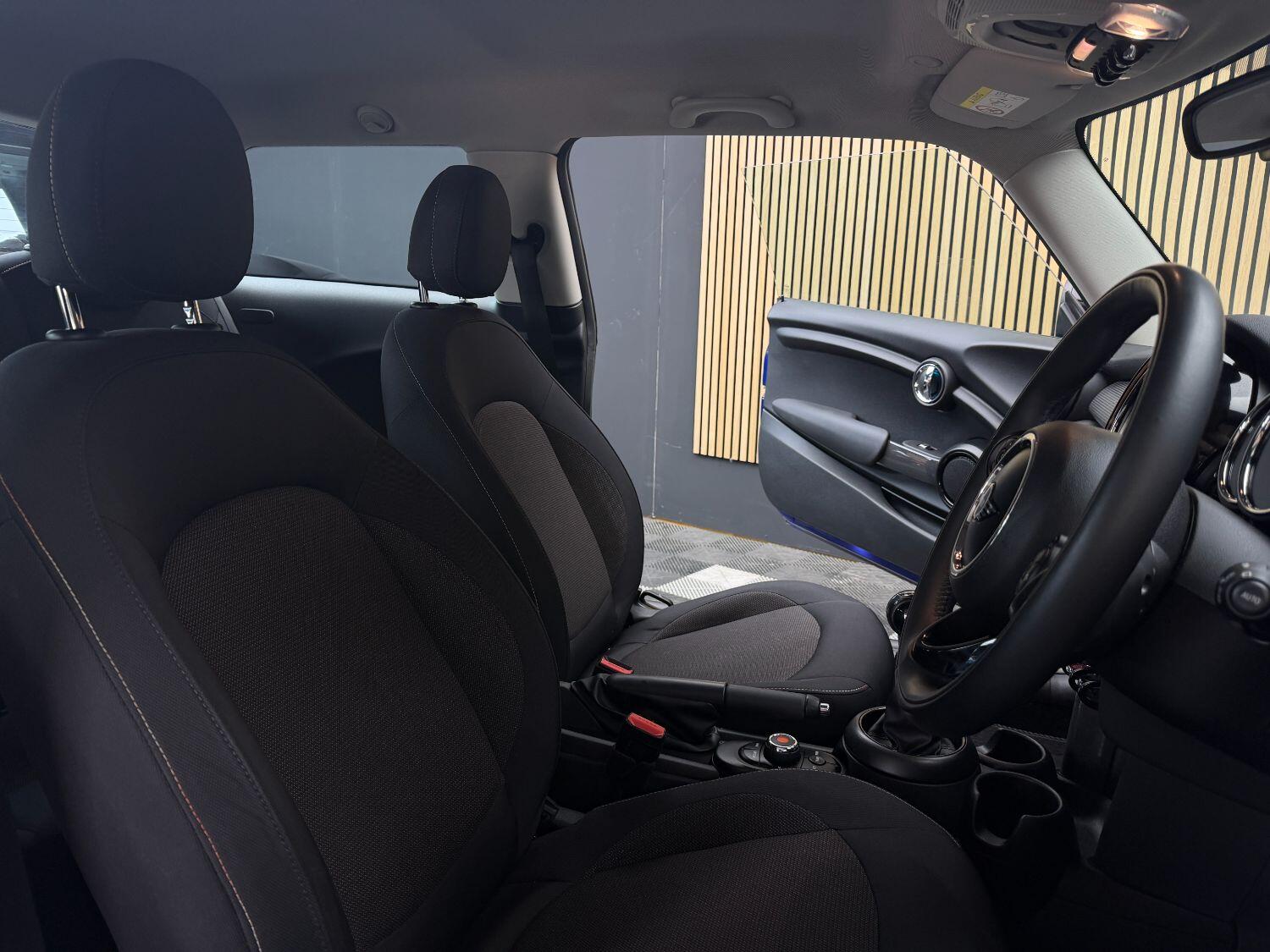 Used MINI Hatch 2018 for sale - 76358111: Photo 17