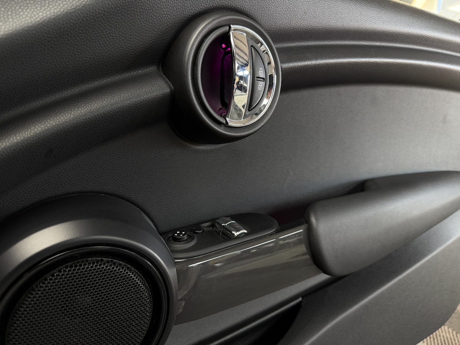 Used MINI Hatch 2019 for sale - 76784994: Photo 30