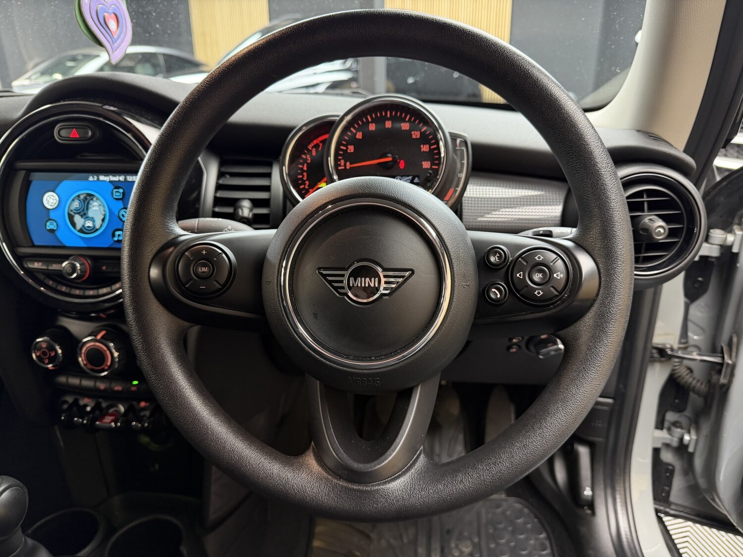 Used MINI Hatch 2020 for sale - 77881091: Photo 25