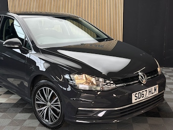 Used Volkswagen Golf 2017 for sale - 78876471: Photo