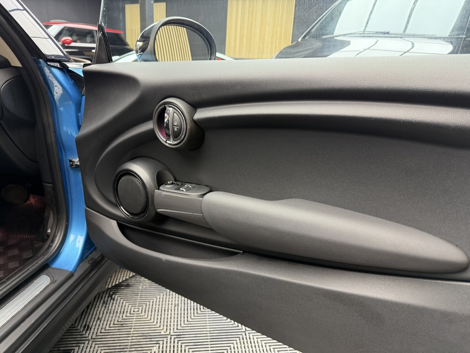 Used MINI Hatch 2017 for sale - 77789297: Photo 28