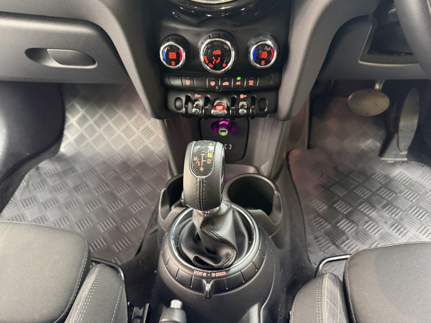 Used MINI Hatch 2017 for sale - 77789297: Photo 29