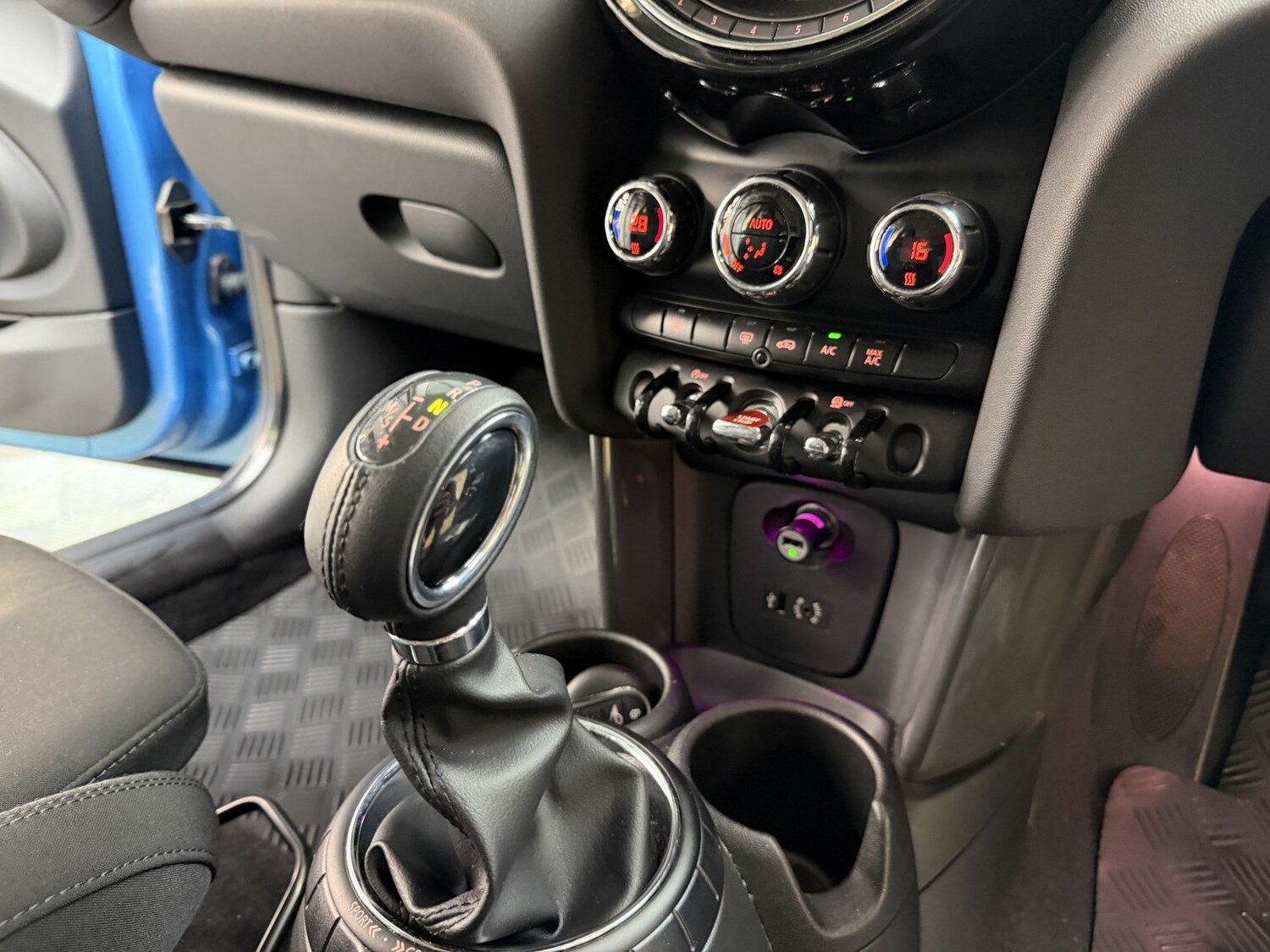 Used MINI Hatch 2017 for sale - 77789297: Photo 30